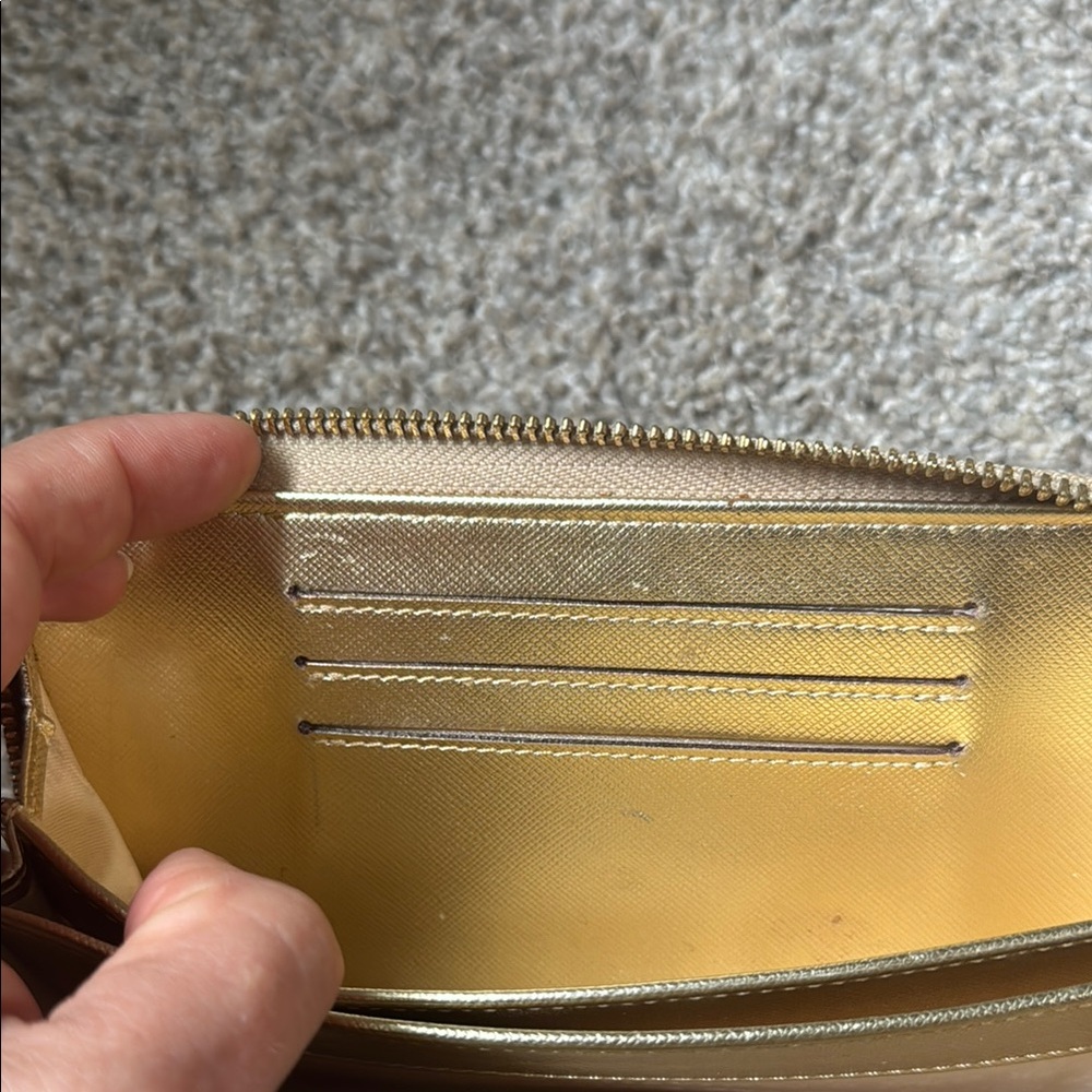 kate spade Metallic Gold Wristlet Wallet - Picture 9 of 9
